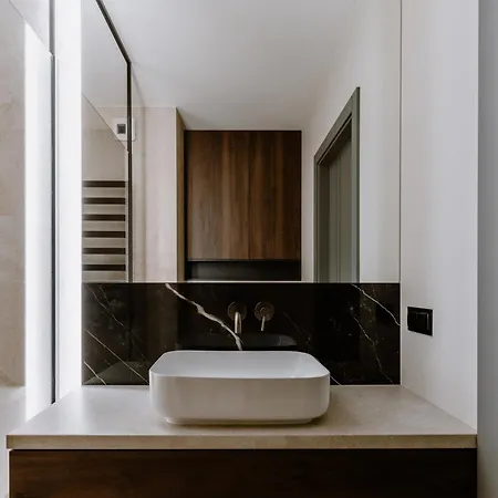 Apartamento Arte Reduta 15a Garaz Faktura Vat